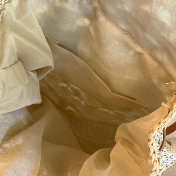 Crochet Backpack - Picture 4 of 6